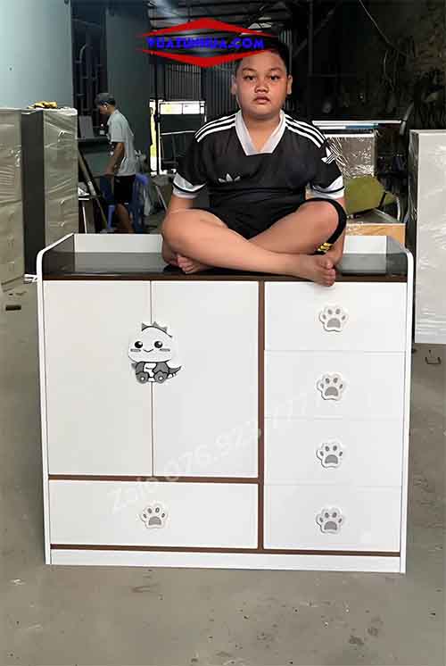 cách vệ sinh và bảo quản tủ nhựa quần áo cho trẻ em